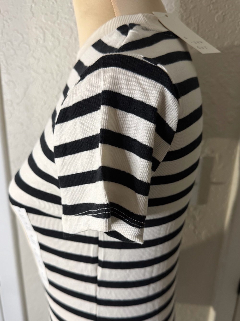 A New Day Black and Cream Striped Short Sleeve Top S Casual Ribbed Crewneck Tee - Picture 4 of 6
